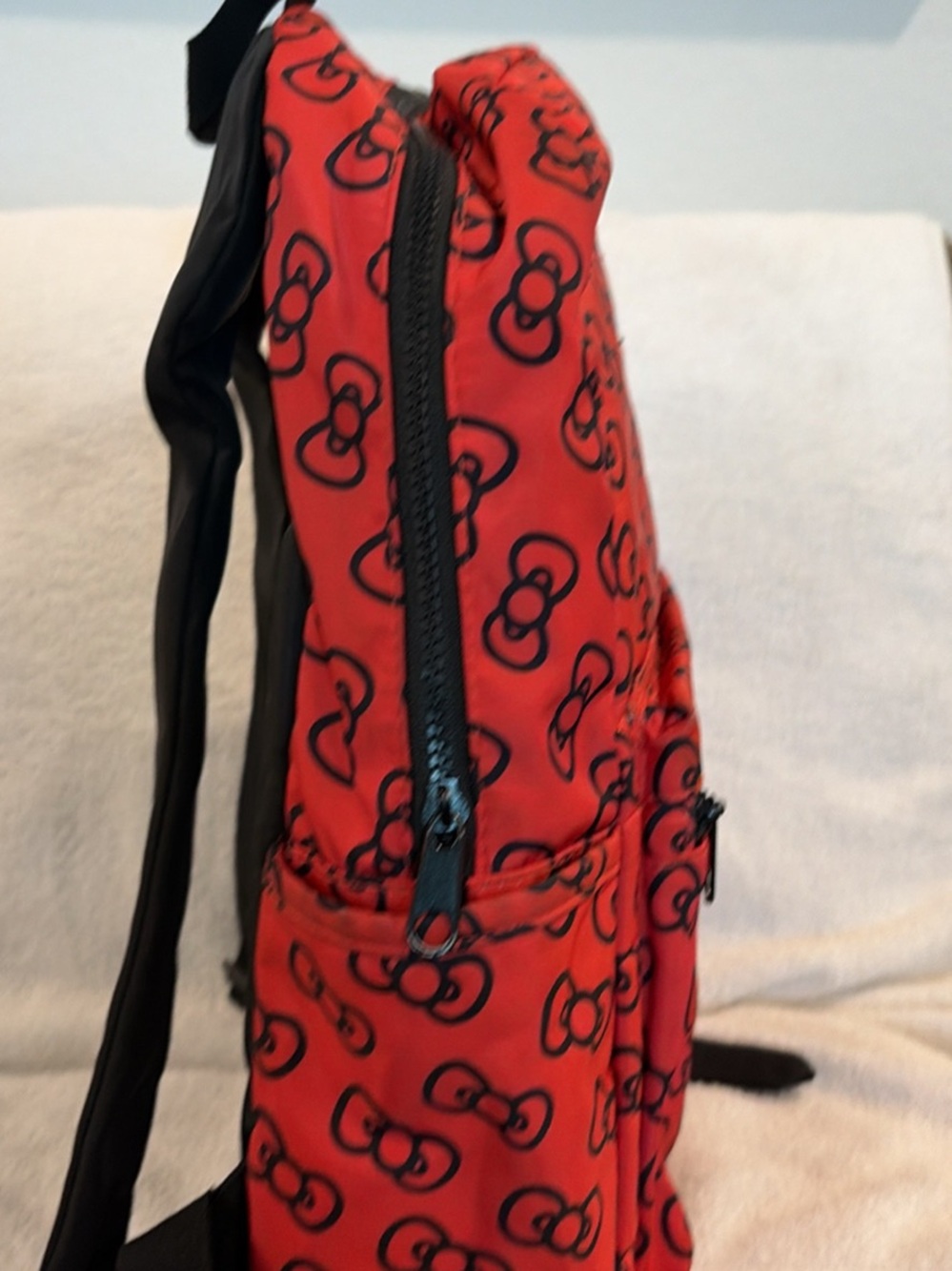 Hello Kitty Backpack - Picture 6 of 9